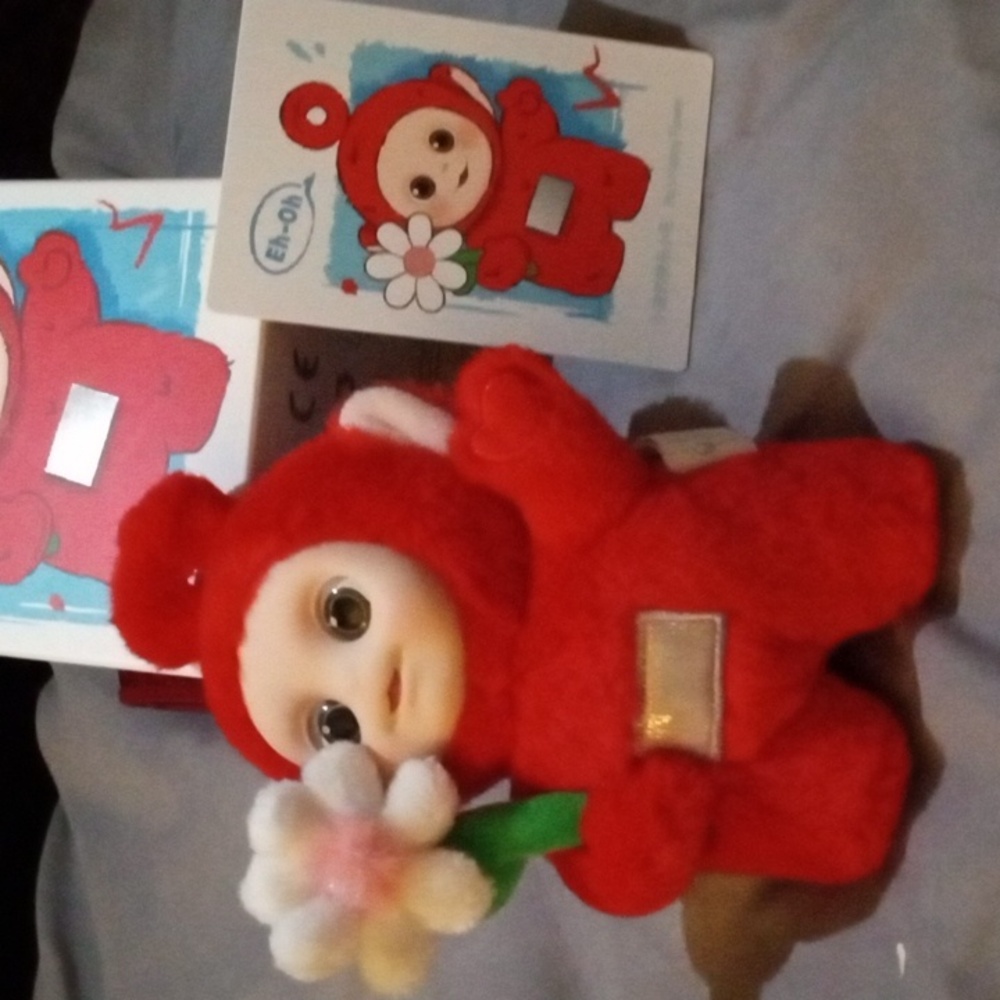 TELETUBBIES RED - Picture 2 of 3